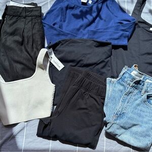 Bundle 7pc Aritzia Tops and Bottoms
